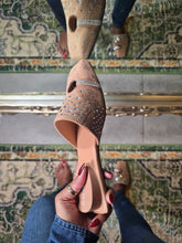 Load image into Gallery viewer, Luxe REBELLE Pierced Mule