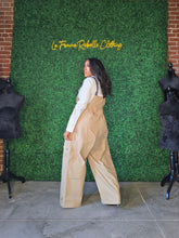 Load image into Gallery viewer, Entreprise REBELLE Corporate Bibs