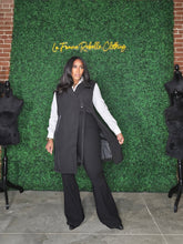 Load image into Gallery viewer, Petit Palais Tuxedo Blazer
