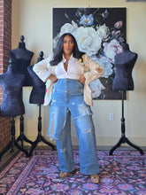 Load image into Gallery viewer, Vêtements de Rue Jeans