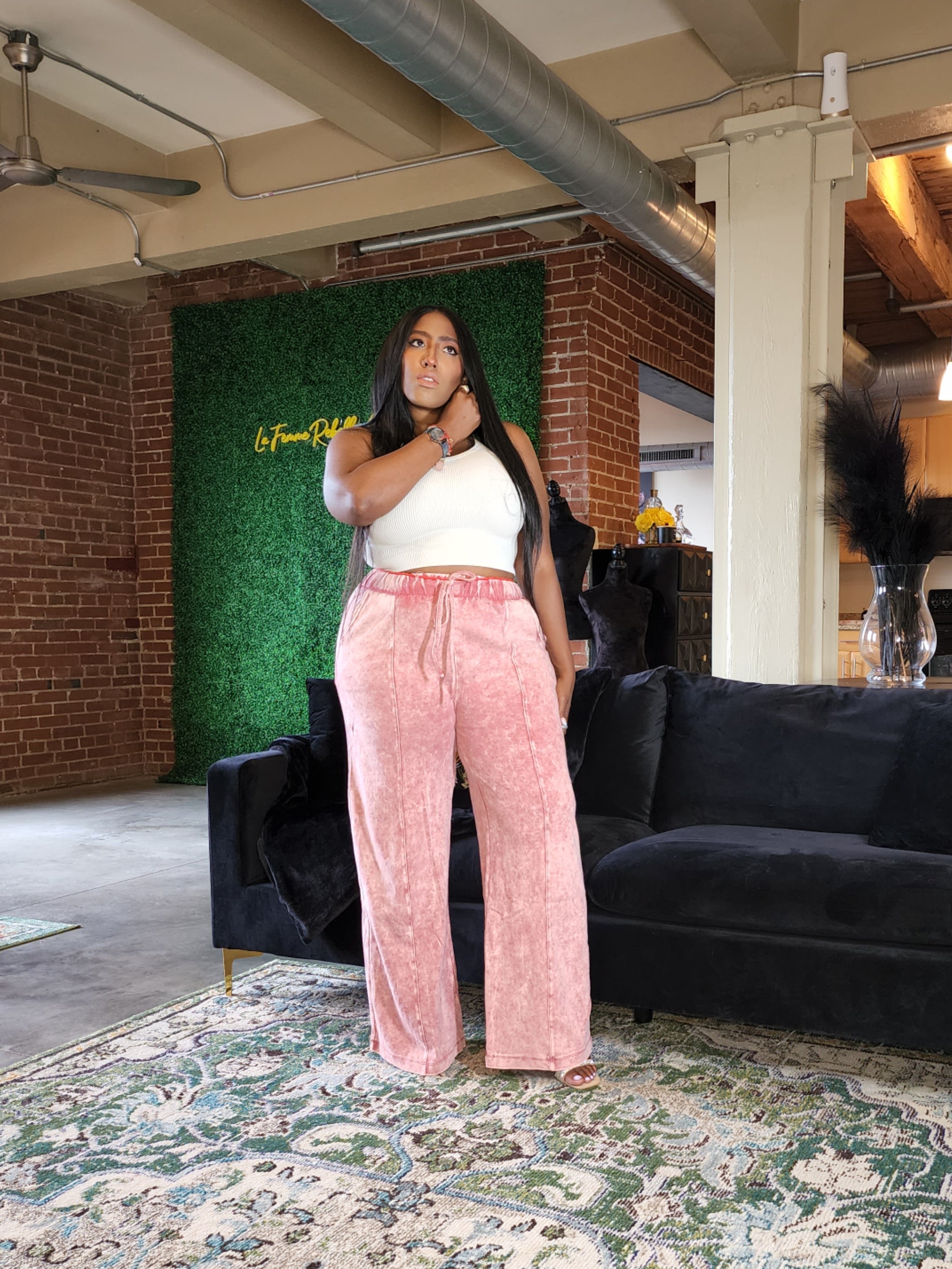 Pink velvet shop pants outfit