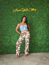 Load image into Gallery viewer, La Femme Cowgirl Jeans