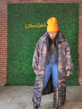 Load image into Gallery viewer, Très Chic Parisian Puffer